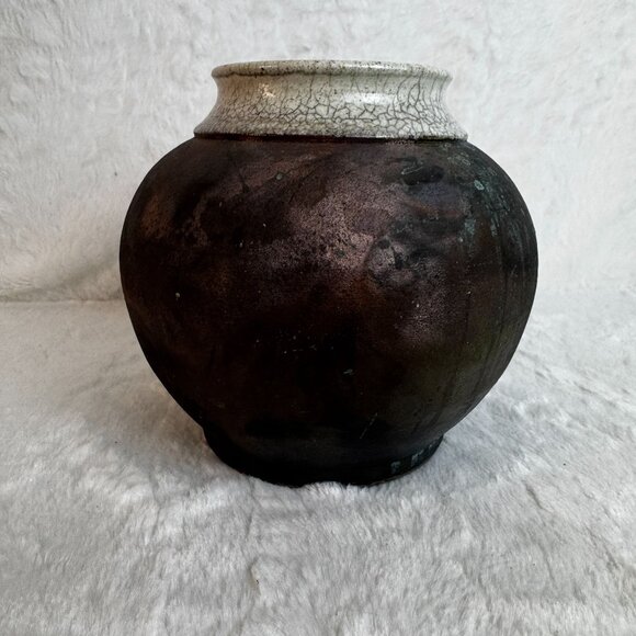 Vintage Raku Studio Art Pottery Vase Iridescent Metallic Glaze Artist Stamp DW - Picture 1 of 7